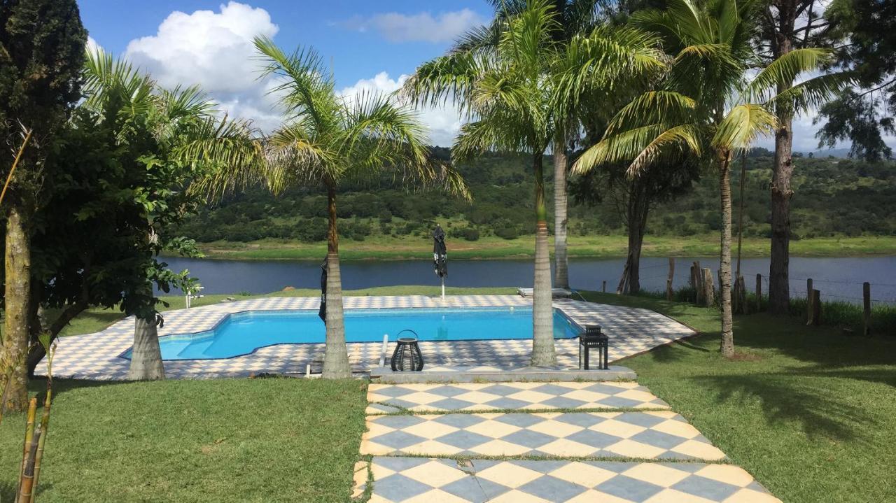 Sítio frente à Barragem Vila Salesópolis Exterior foto